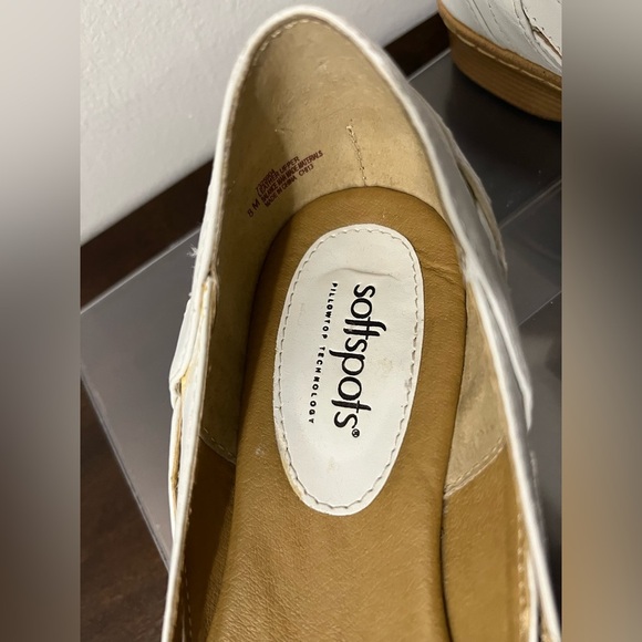 Softspots Women's Cream Woven Flats - Picture 6 of 11